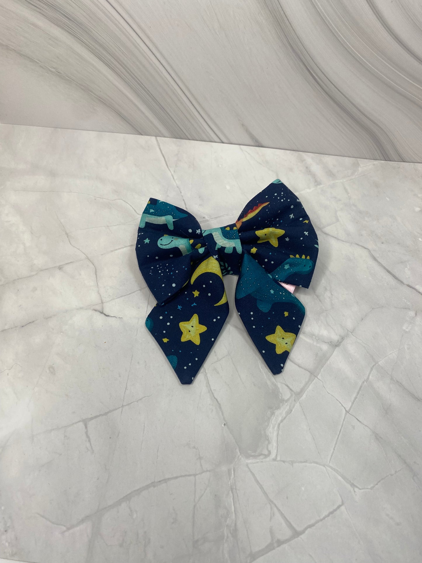 Dino Sailor Bow