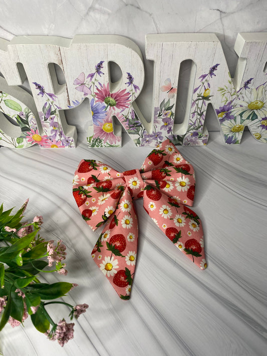 Strawberry Sailor Bow